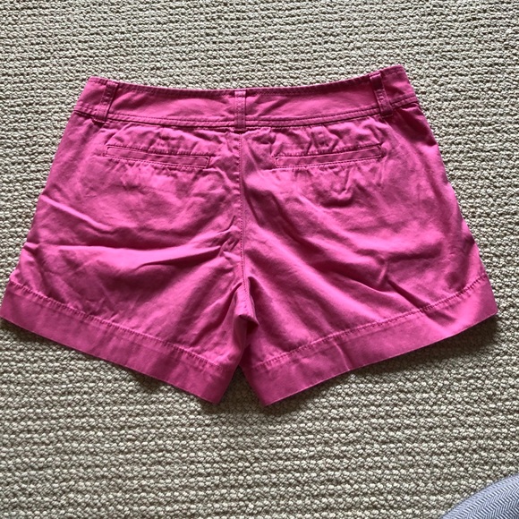 Lilly Pulitzer pink Callahan shorts. 4 - Picture 3 of 6